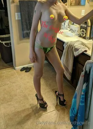 Gothicbritbabe OnlyFans Leaked Free Thumbnail Picture - #1gBQbQPuA9