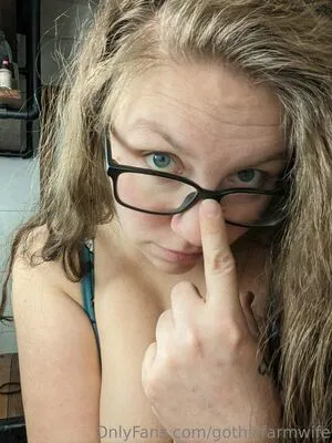 Gothicc Farm Wife OnlyFans Leaked Free Thumbnail Picture - #HCjrxQqA0s