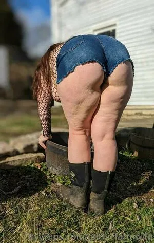 Gothicc Farm Wife OnlyFans Leaked Free Thumbnail Picture - #khsHtjAARO