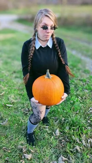 Gothicc Farm Wife OnlyFans Leaked Free Thumbnail Picture - #sdXY9XjRhk