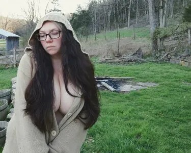 Gothicc Farm Wife OnlyFans Leaked Free Thumbnail Picture - #srCt4MVkt4