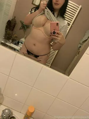 Gothiccpeach OnlyFans Leaked Free Thumbnail Picture - #8EFy0DgPi9
