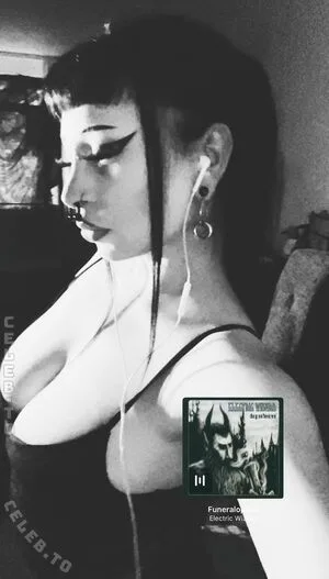 Gothminze OnlyFans Leaked Free Thumbnail Picture - #0eWV44ohdP