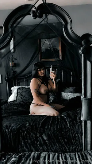Gothmommybutsadd OnlyFans Leaked Free Thumbnail Picture - #VZWHHUp1GE