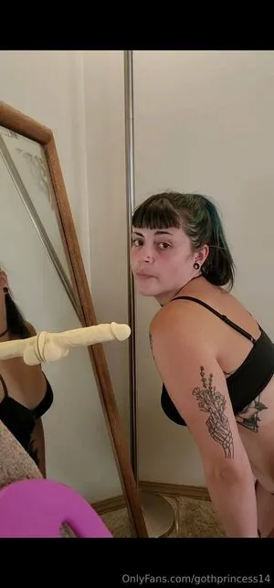 Gothprincess14 OnlyFans Leaked Free Thumbnail Picture - #wn1yofOsMV