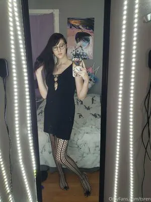 Gothravemom OnlyFans Leaked Free Thumbnail Picture - #CB1616dVmH