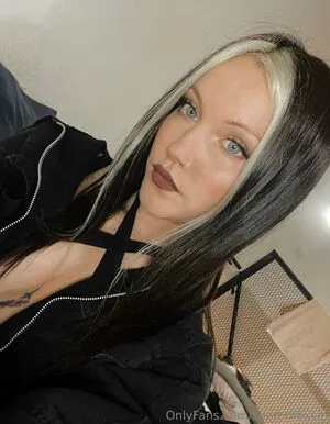 Gothsharon OnlyFans Leaked Free Thumbnail Picture - #Y8baCF47OB