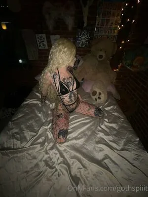 Gothspiiit OnlyFans Leaked Free Thumbnail Picture - #2aQbW0il1R