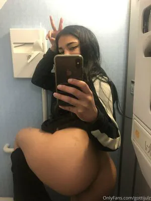 Gottijulz OnlyFans Leaked Free Thumbnail Picture - #V2isq4m3KD