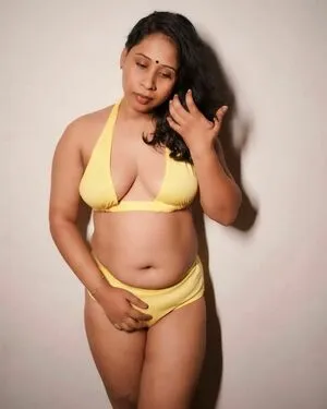 Gowri Siji Mathews OnlyFans Leaked Free Thumbnail Picture - #PAKj24Ho04