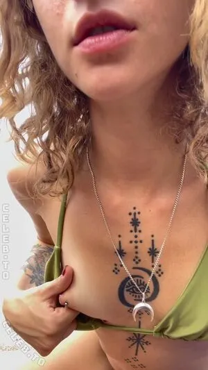 Grace OnlyFans Leaked Free Thumbnail Picture - #PWSMadYARM