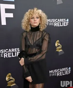 Grace Bowers OnlyFans Leaked Free Thumbnail Picture - #oPywg6rEa3