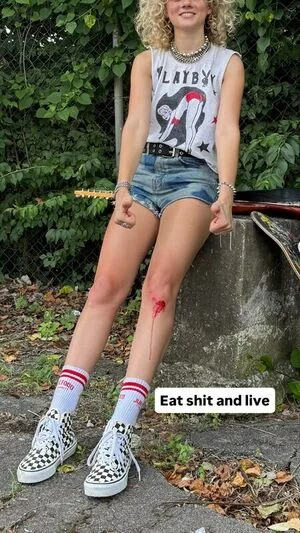 Grace Bowers OnlyFans Leaked Free Thumbnail Picture - #xAyICR2j72