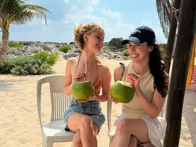 Grace Caroline Currey OnlyFans Leaked Free Thumbnail Picture - #h7HKSj78oG