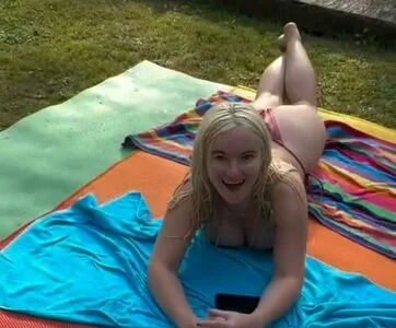 Grace Chatto OnlyFans Leaked Free Thumbnail Picture - #7X3e75evRh