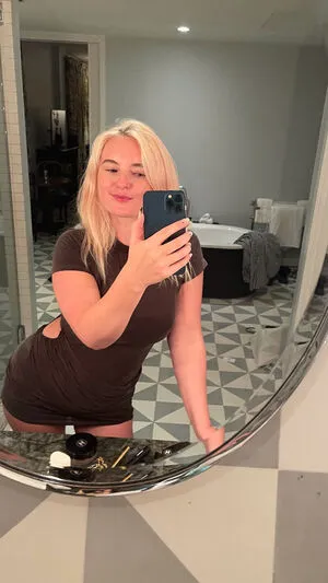 Grace Chatto OnlyFans Leaked Free Thumbnail Picture - #DlWvlW70ps