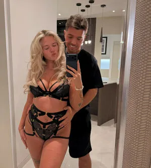 Grace Elisabeth OnlyFans Leaked Free Thumbnail Picture - #djFhYXMAl3