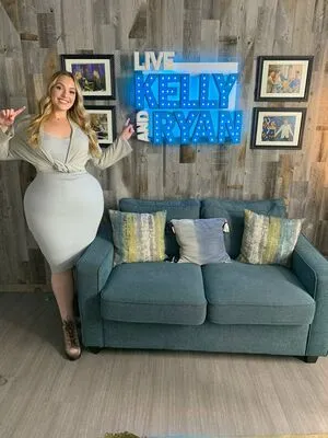Grace Kinstler OnlyFans Leaked Free Thumbnail Picture - #GCguEfwIXk
