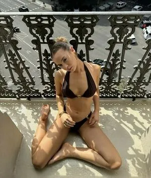 Grace Meredith OnlyFans Leaked Free Thumbnail Picture - #uF3aOS91w1