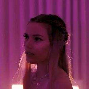 Grace Van Dien OnlyFans Leaked Free Thumbnail Picture - #Xfa4yHsLAE