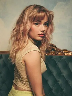 Grace Van Dien OnlyFans Leaked Free Thumbnail Picture - #vOqxFDMbpO