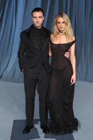 Grace Van Patten OnlyFans Leaked Free Thumbnail Picture - #a2slXqL6Qw