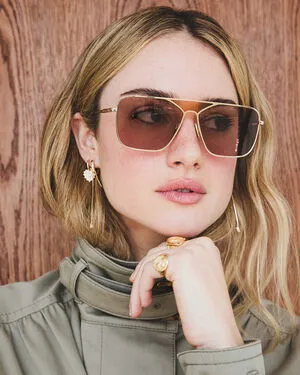 Grace Van Patten OnlyFans Leaked Free Thumbnail Picture - #guaQjra4cM