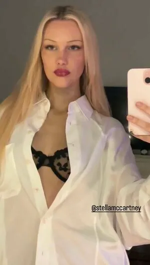 Grace Vanderwaal OnlyFans Leaked Free Thumbnail Picture - #IbJBd8JBK2