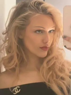 Grace Vanderwaal OnlyFans Leaked Free Thumbnail Picture - #bv2dlX3huz