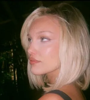 Grace Vanderwaal OnlyFans Leaked Free Thumbnail Picture - #grJwzfqcpk
