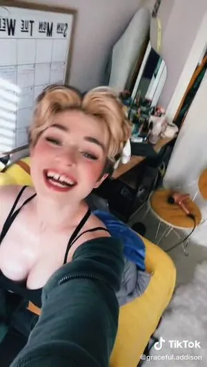 Graceful Addison OnlyFans Leaked Free Thumbnail Picture - #s0xJJfNVgV