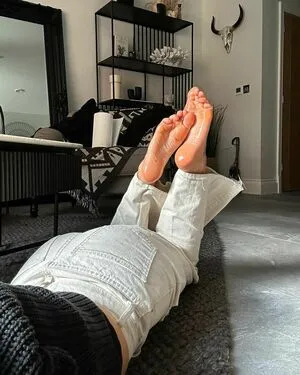 Graceful Feet OnlyFans Leaked Free Thumbnail Picture - #fQKfeagNg9