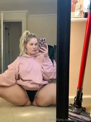 Gracehasmilkers OnlyFans Leaked Free Thumbnail Picture - #3AfMGXKGr9