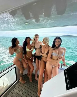 Gracelyra OnlyFans Leaked Free Thumbnail Picture - #Bwgi1VJPga