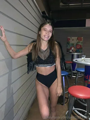 Graceoftv OnlyFans Leaked Free Thumbnail Picture - #2F5voupNi4
