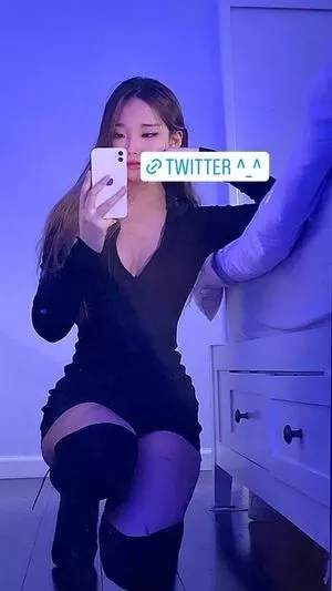 Gracesongx OnlyFans Leaked Free Thumbnail Picture - #NvohyCgCCo