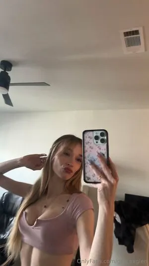 Gracexglen OnlyFans Leaked Free Thumbnail Picture - #NEMOL82Ddg