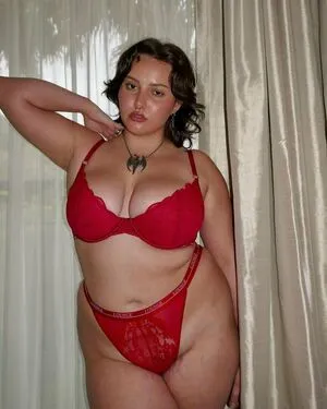 Gracexholland OnlyFans Leaked Free Thumbnail Picture - #CNyC0TzJls