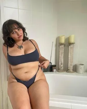 Gracexholland OnlyFans Leaked Free Thumbnail Picture - #JHbhvN1lzq