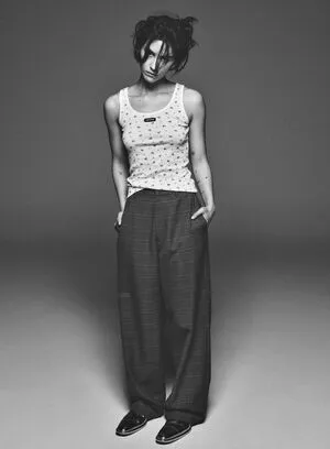 Gracie Abrams OnlyFans Leaked Free Thumbnail Picture - #0qE0BnIOL3