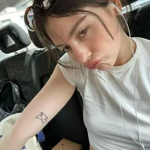 Gracie Abrams OnlyFans Leaked Free Thumbnail Picture - #1GtKp0ItQZ