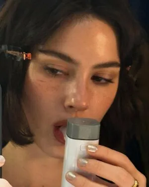 Gracie Abrams OnlyFans Leaked Free Thumbnail Picture - #1kOuLqLw47