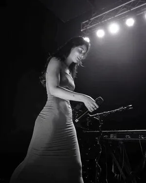 Gracie Abrams OnlyFans Leaked Free Thumbnail Picture - #3Hmth0oGck