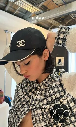 Gracie Abrams OnlyFans Leaked Free Thumbnail Picture - #5hB9xy2wl6