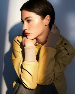 Gracie Abrams OnlyFans Leaked Free Thumbnail Picture - #5iDJ3Lzios