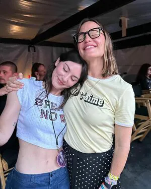 Gracie Abrams OnlyFans Leaked Free Thumbnail Picture - #7QMueONuxJ