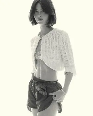 Gracie Abrams OnlyFans Leaked Free Thumbnail Picture - #8R8DslpzLO