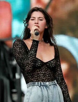 Gracie Abrams OnlyFans Leaked Free Thumbnail Picture - #8fLUysWVGz