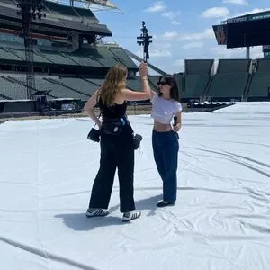 Gracie Abrams OnlyFans Leaked Free Thumbnail Picture - #D41j18SYsq