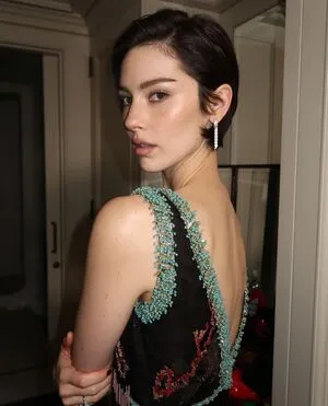 Gracie Abrams OnlyFans Leaked Free Thumbnail Picture - #DaIaPFcROY